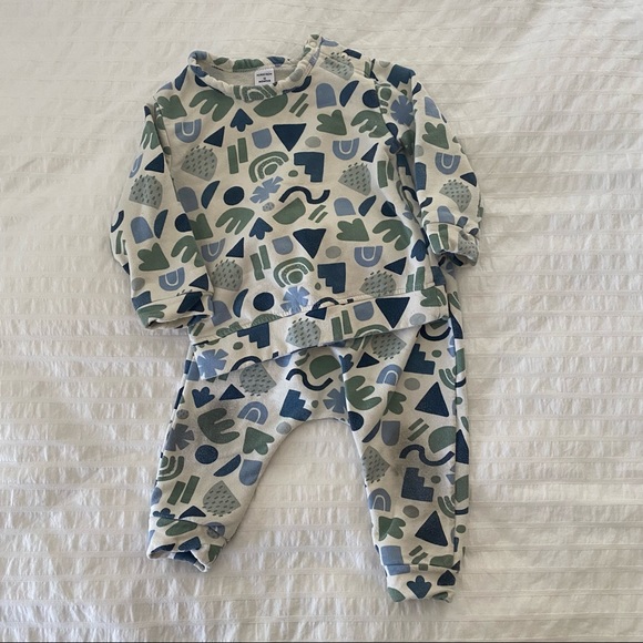 Print Nordstrom Baby Top and Pants set - Picture 2 of 4
